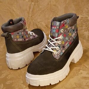 R•CORD Platform Stylish Women's High-Top Sneakers Size 9.5